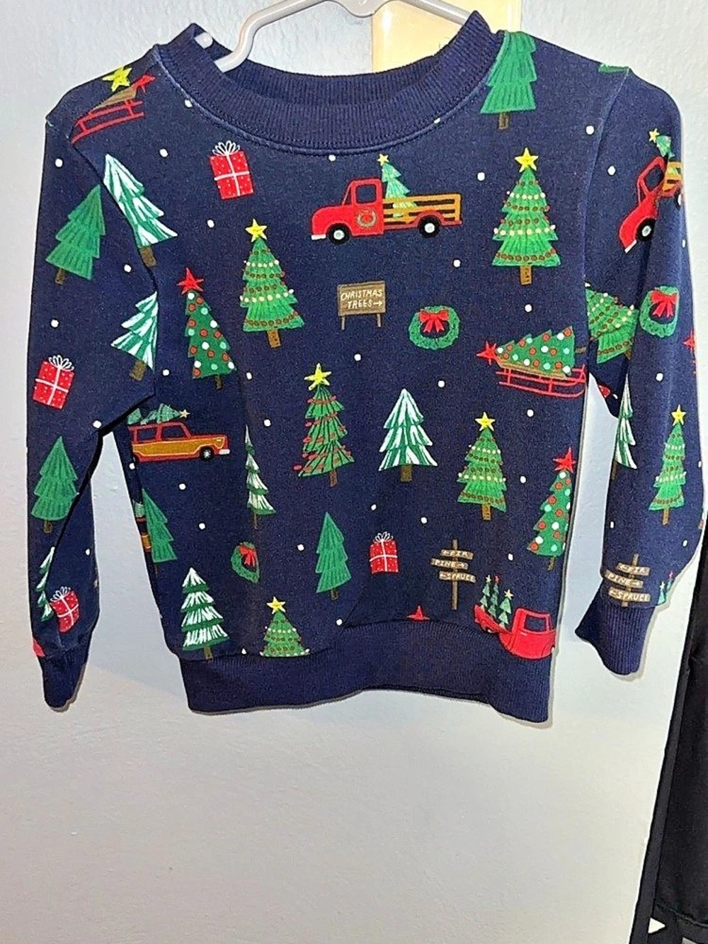 Play by intuitive styles Boys 2T Christmas Tree Sweater Like New